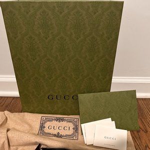 Gucci messenger/crossbody